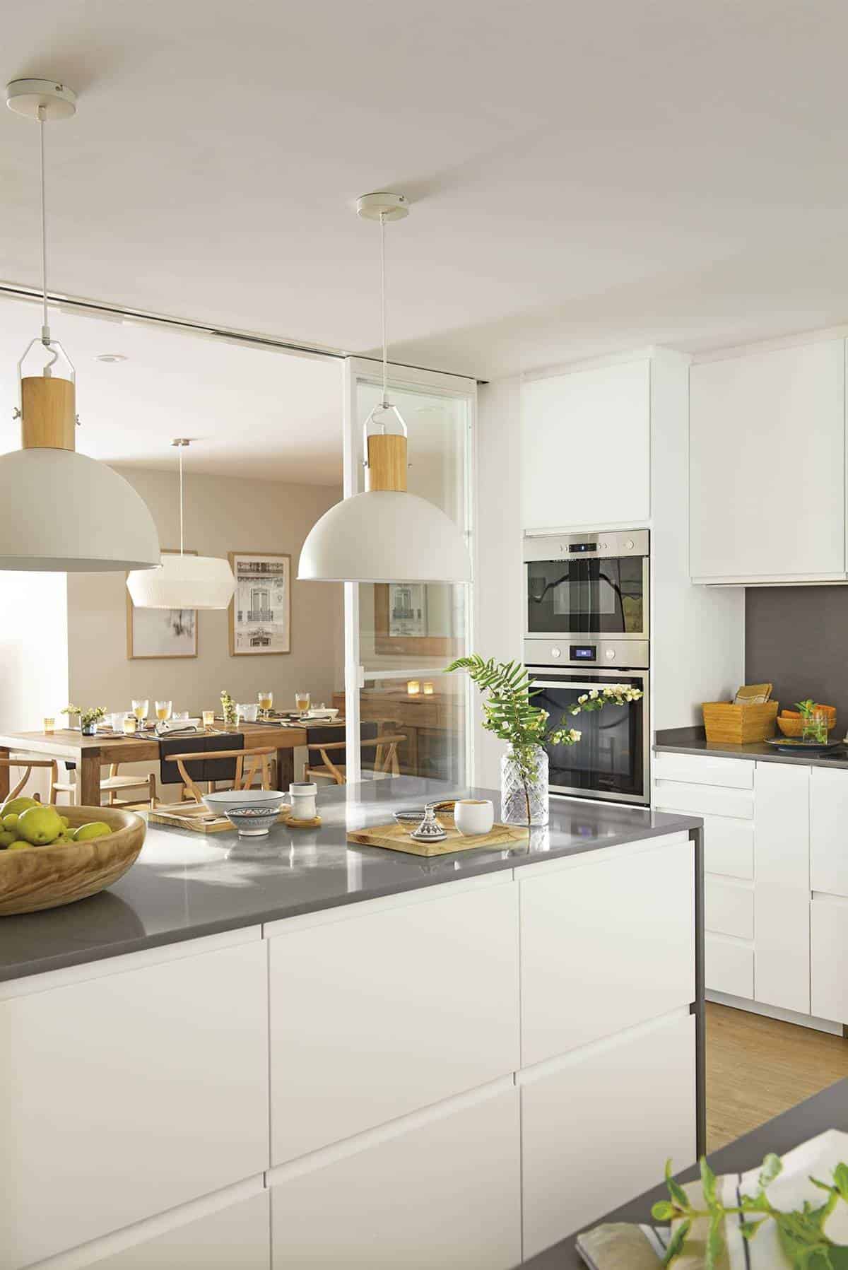 Houses With Low Cost Furniture You'll Love Right Away Houses With Low Cost Furniture You'll Love Right Away