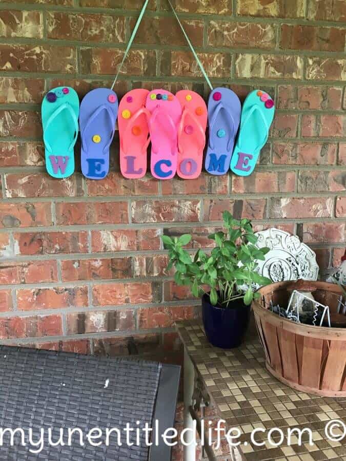 5. MAKE A FLIP FLOP WELCOME SIGN 5. MAKE A FLIP FLOP WELCOME SIGN