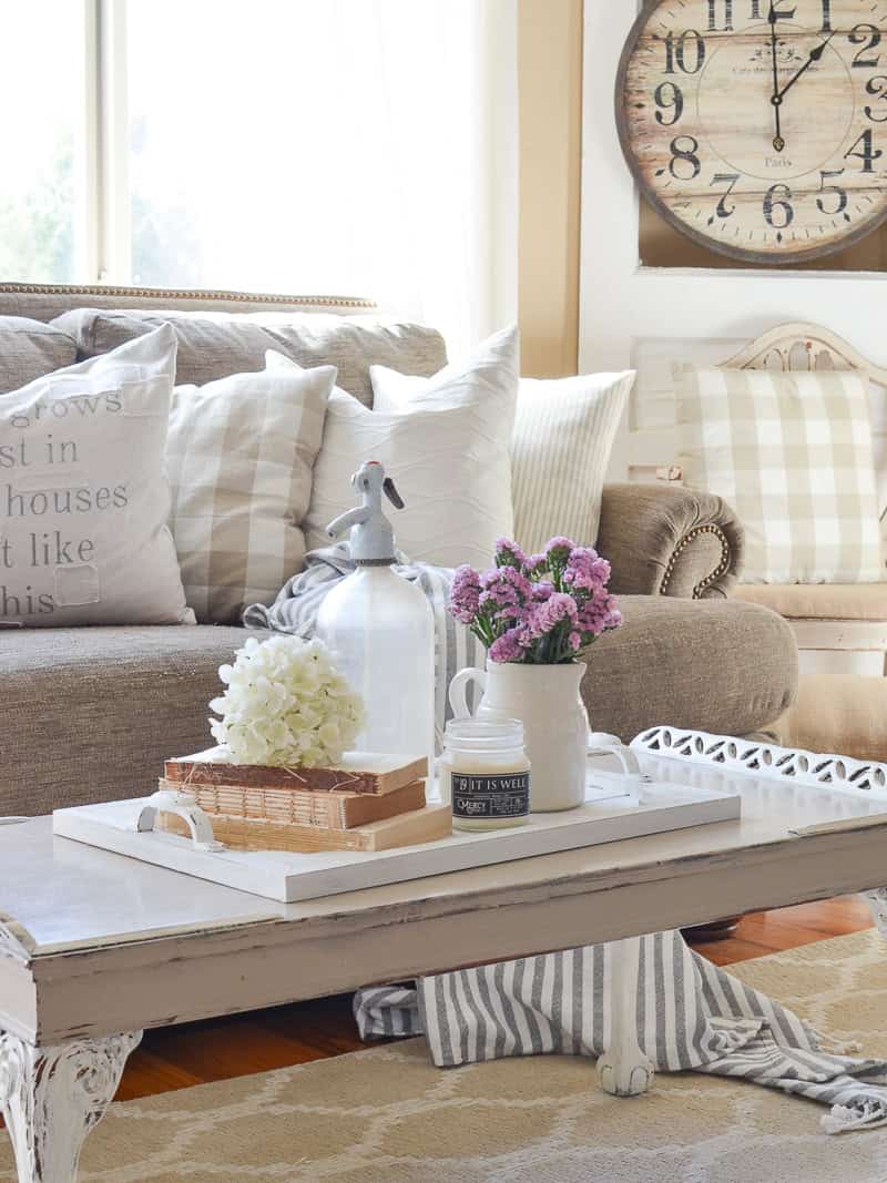 10. DIY Farmhouse Tray 10. DIY Farmhouse Tray