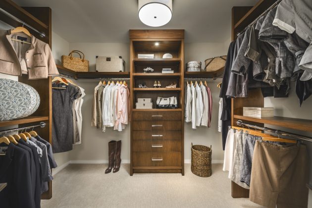 18 Elegant Coastal Closet Designs That Will Make Sure All Your ...