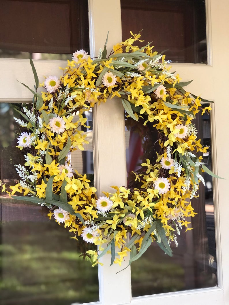 18 Fresh Floral Summer Wreath Designs You're Gonna Fall In Love With