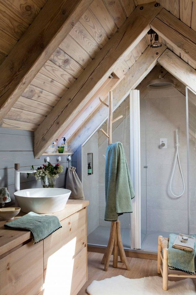 9 Comfortable Bathrooms With Showers Of All Styles