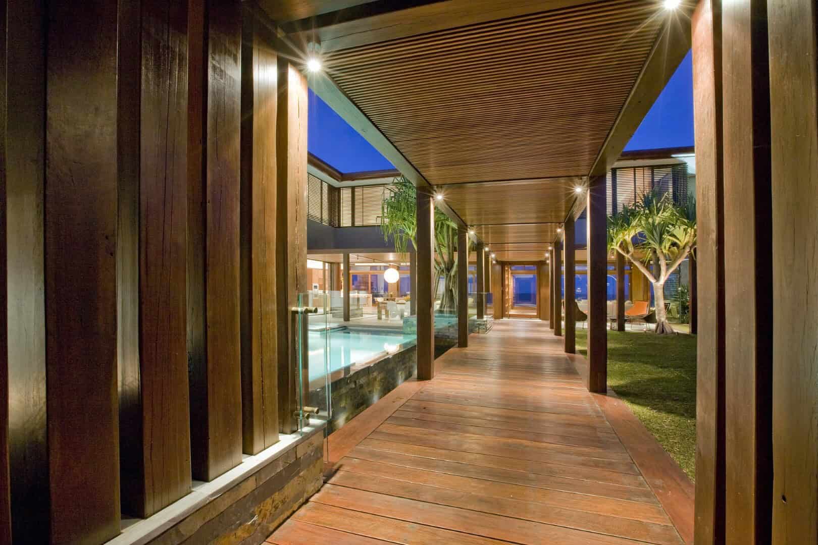 Albatross Residence by BGD Architects in Gold Coast, Australia Albatross Residence by BGD Architects in Gold Coast, Australia