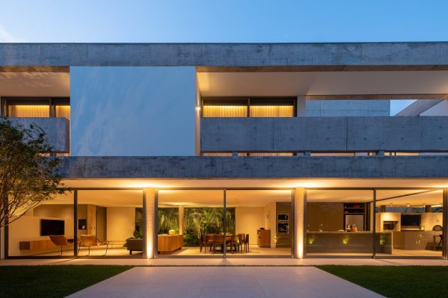 House Petry by Estudio MRGB in Brasilia, Brazil