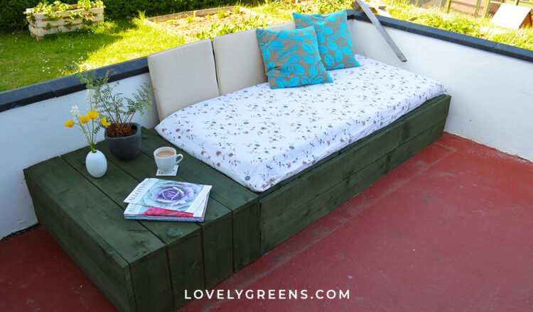 15 Awesome DIY Pallet Wood Furniture Ideas You Have To Craft