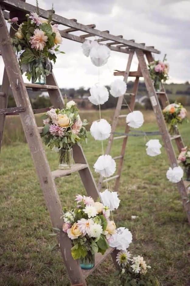 15 Delightful DIY Outdoor Wedding Décor Ideas For Your Summer Wedding