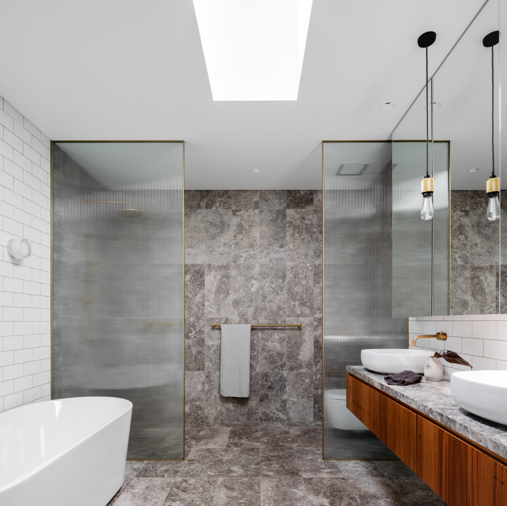 18 Luxurious Industrial Bathroom Designs That Will Dazzle You
