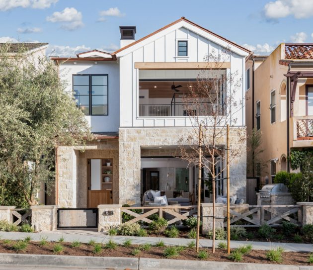 20 Unbelievable Coastal Home Exterior Designs That Will Take Your Breath Away