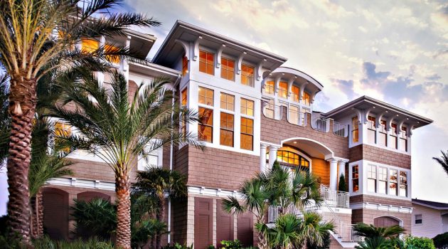 20 Unbelievable Coastal Home Exterior Designs That Will Take Your Breath Away