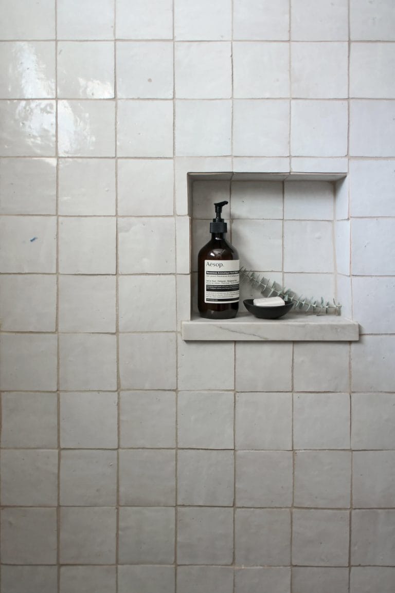 Achieve To Have A Minimalist Bathroom