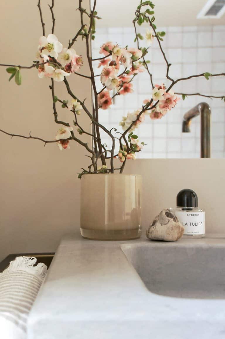 Achieve To Have A Minimalist Bathroom