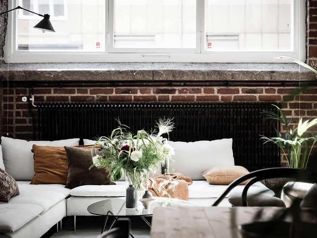 Would You Have A Red Brick Wall In Your Home? Would You Have A Red Brick Wall In Your Home?