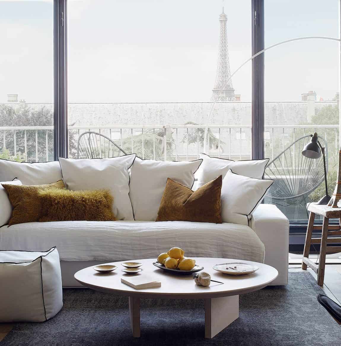 Adopt The Holiday Colors In Your Home Interior