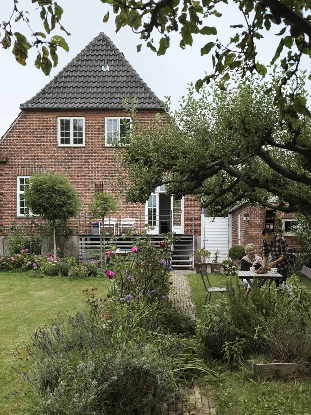 Take A Look At The 85-Year Old Danish Villa That Has Been Renovated Take A Look At The 85-Year Old Danish Villa That Has Been Renovated