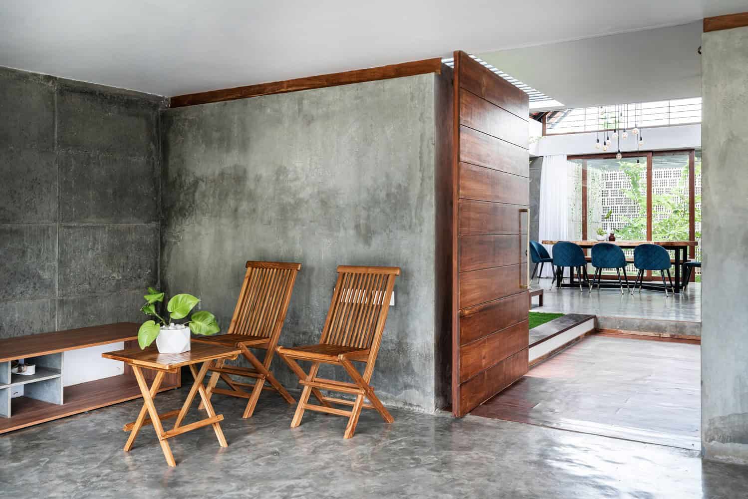 CAER House by Encasa Studio in Mampad, India CAER House by Encasa Studio in Mampad, India