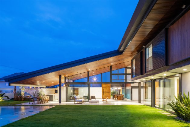 CR House by Obra Arquitetos in Sao Jose Dos Campos, Brazil