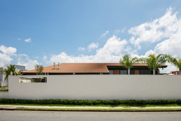 CR House by Obra Arquitetos in Sao Jose Dos Campos, Brazil