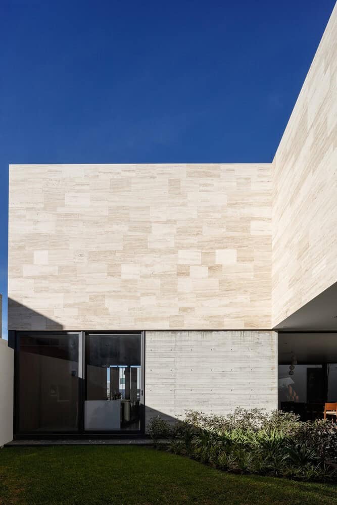 Guerrero House by Tacher Arquitectos in Zapopan, Mexico Guerrero House by Tacher Arquitectos in Zapopan, Mexico