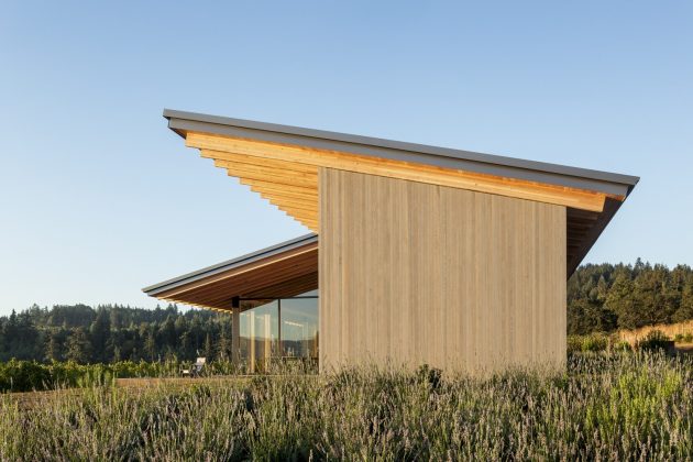 L'Angolo Estate by LEVER Architecture in Newberg, Oregon