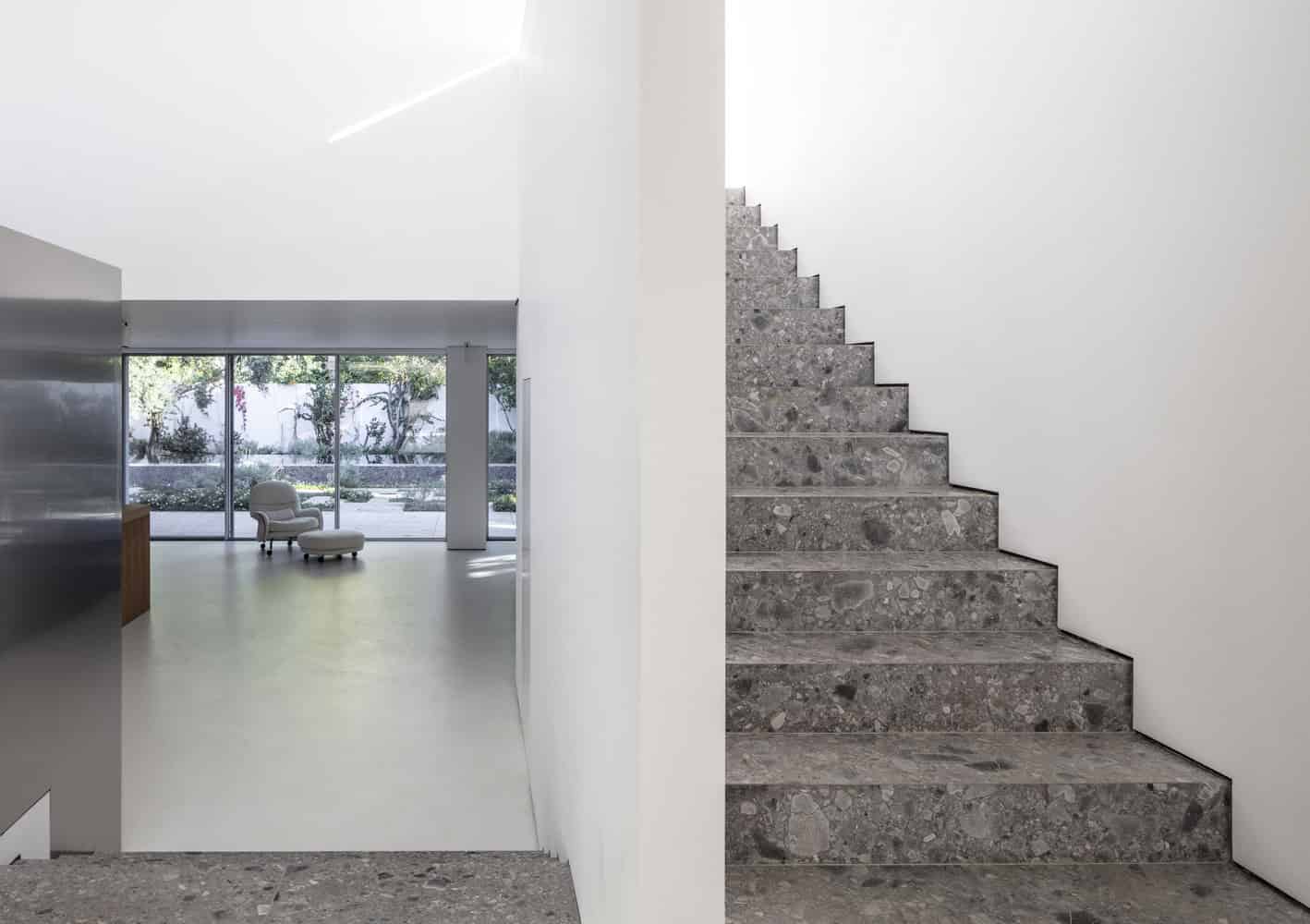 Nish House by Paritzki & Liani Architects in Ramat Hasharon, Israel Nish House by Paritzki & Liani Architects in Ramat Hasharon, Israel