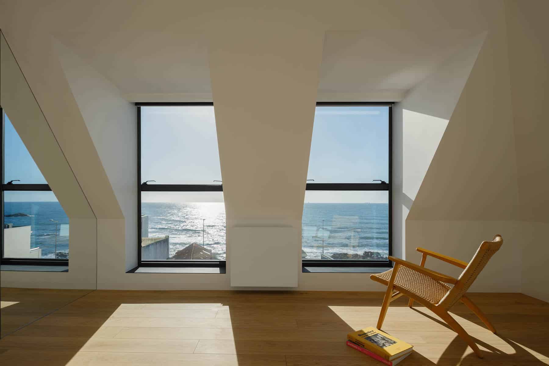 Predio Foz by As Arquitectos in Porto, Portugal