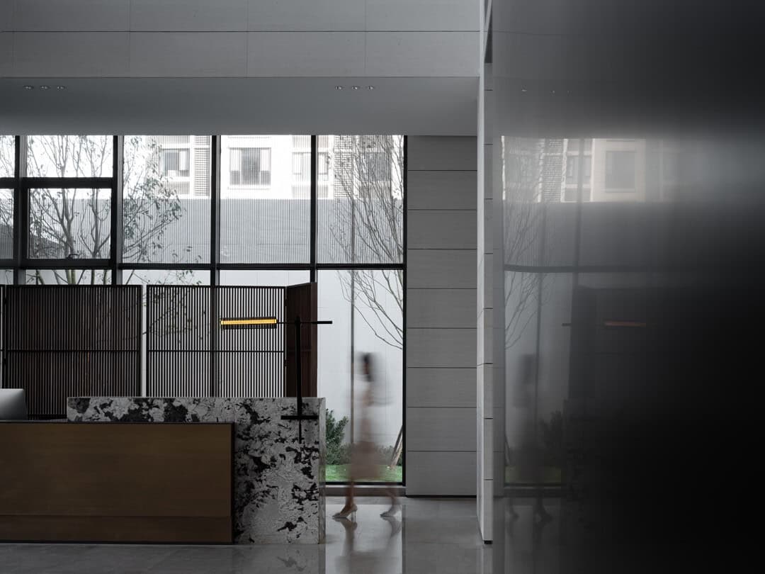 Zhongzhou Peninsula City Sales Center by MYP Design in Qingdao City, China Zhongzhou Peninsula City Sales Center by MYP Design in Qingdao City, China