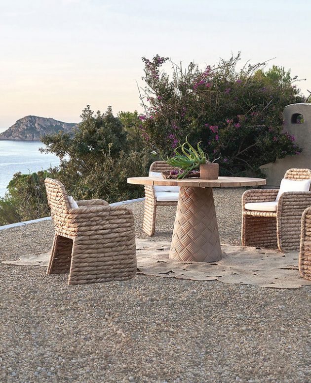 Natural Chairs For The Garden You'll Adore