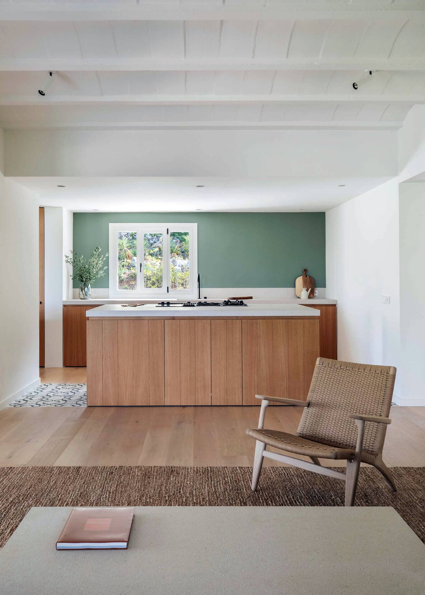 Trending Colors To Renew Your Kitchen This Year Trending Colors To Renew Your Kitchen This Year