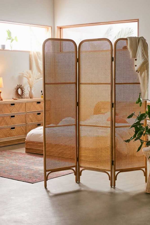 Tips And Ideas For Decorating The Wooden Screen From Your Dreams