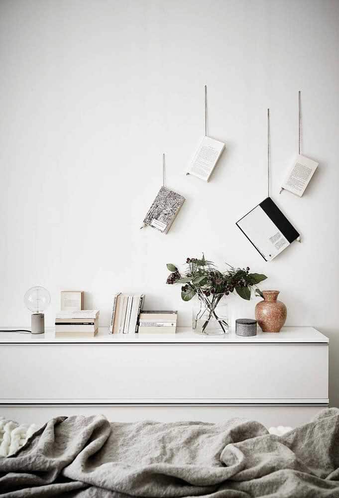 How To Nail Decorating With Books? How To Nail Decorating With Books?