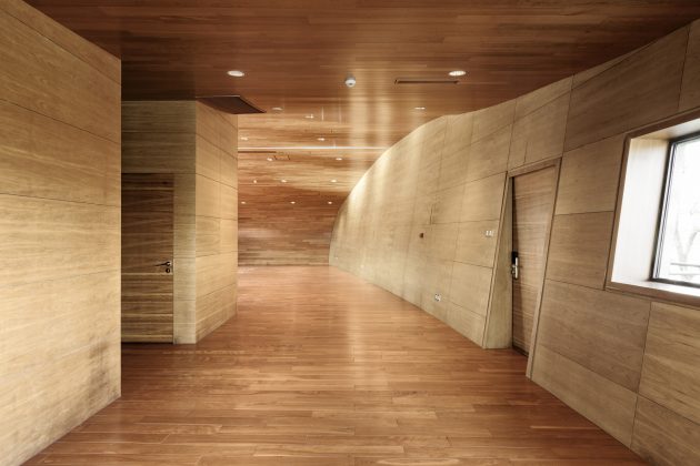 Cipea Villa by Sanaksenao Architects in Najing, China