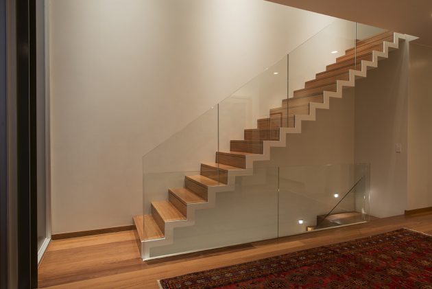 House V by Jaime Ortiz de Zevallos in Lima, Peru