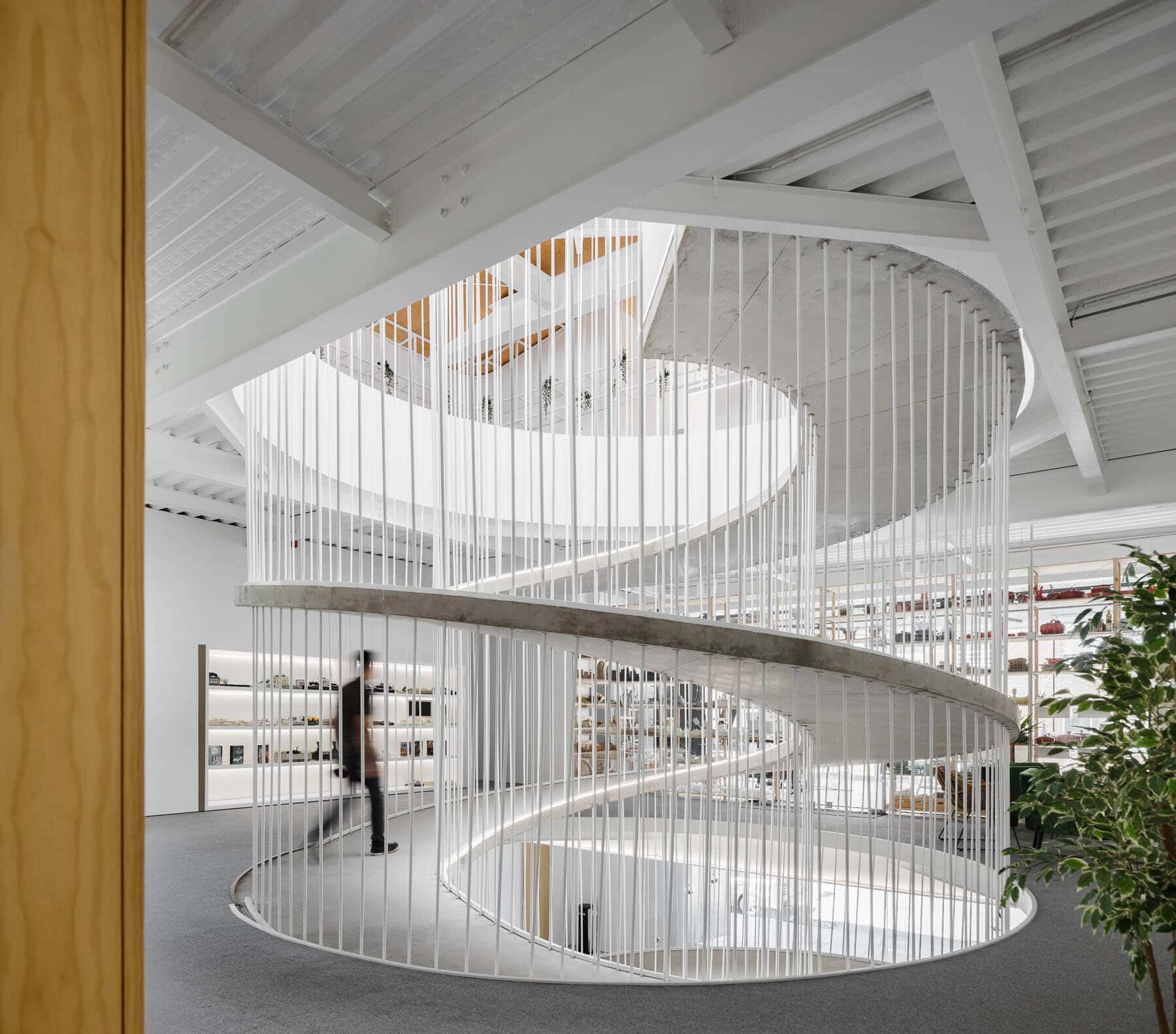 Office stairs as a sculptural piece designed by Paulo Merlini Architects Office stairs as a sculptural piece designed by Paulo Merlini Architects