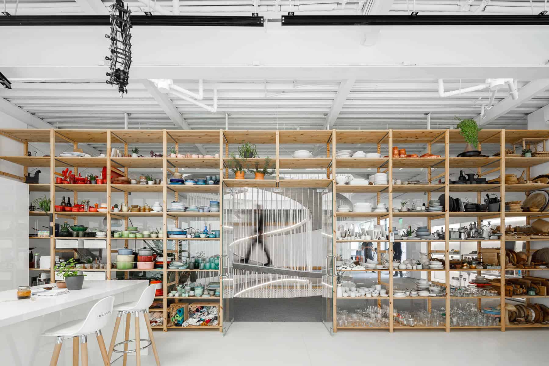 Office stairs as a sculptural piece designed by Paulo Merlini Architects Office stairs as a sculptural piece designed by Paulo Merlini Architects