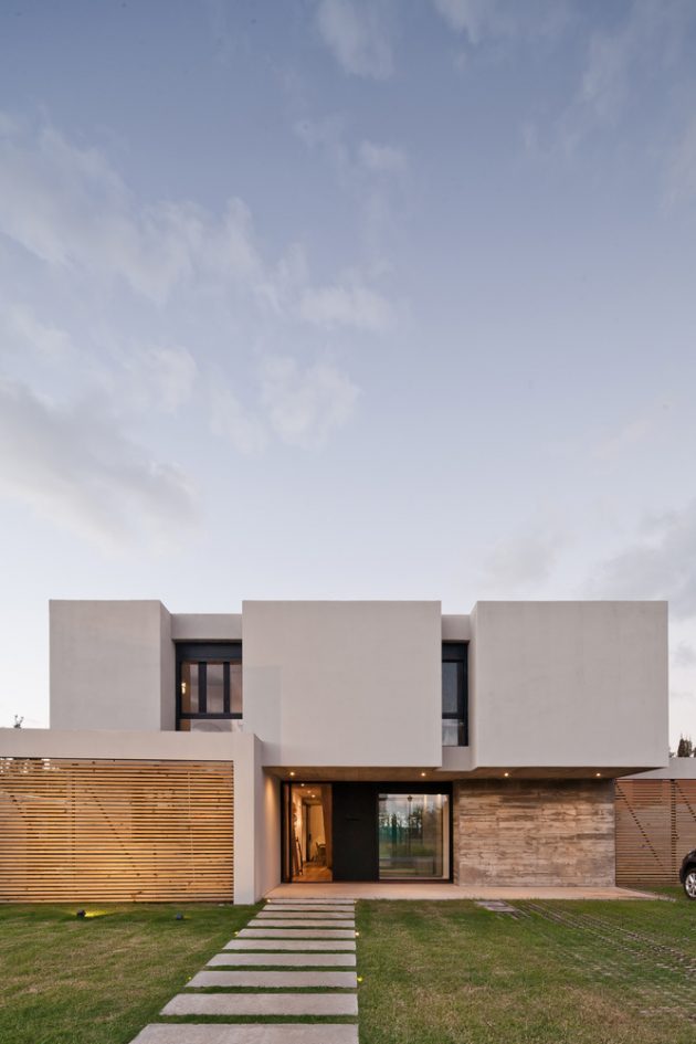 Olivos House by TATU Arquitectura in Montevideo, Uruguay