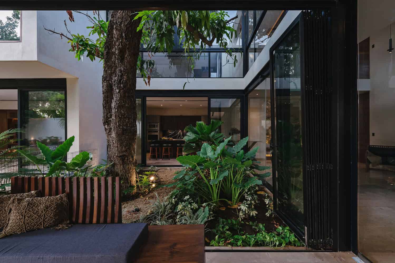 Zapote House by EURK buildesign in Merida, Mexico Zapote House by EURK buildesign in Merida, Mexico