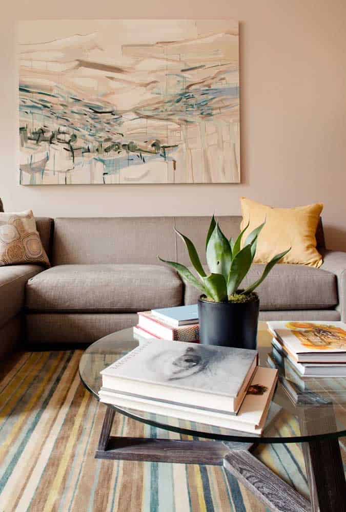 How To Nail Decorating With Books? How To Nail Decorating With Books?