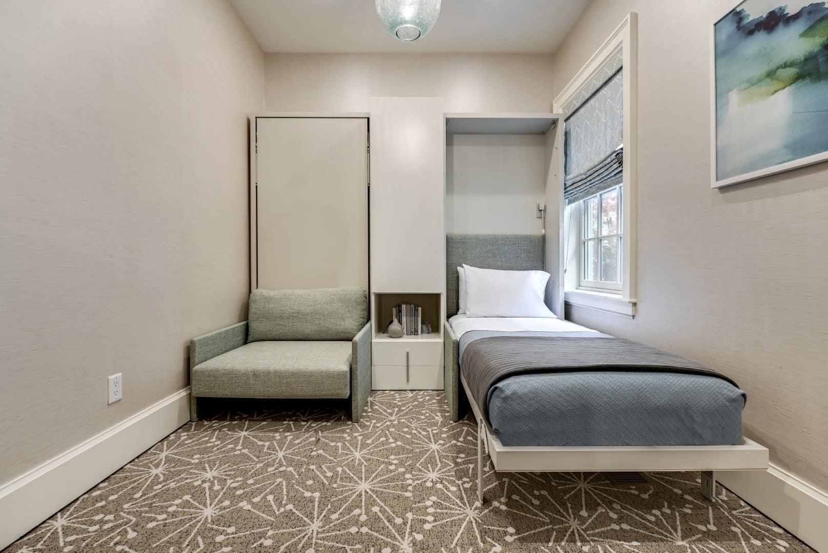 12Bedroom Yonkers NY Home Maximized for Guests Using Resource Furniture