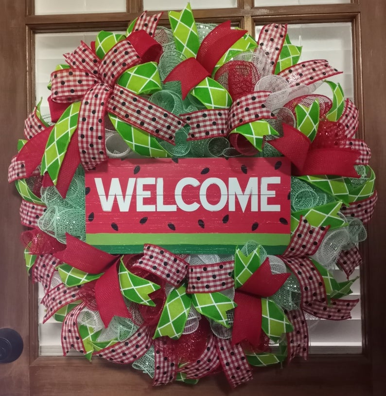 20 Refreshing Watermelon Wreath Designs For The Rest Of Summer