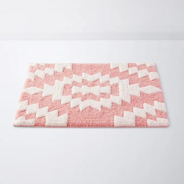 The Most Trendy Rugs For Your Bathroom