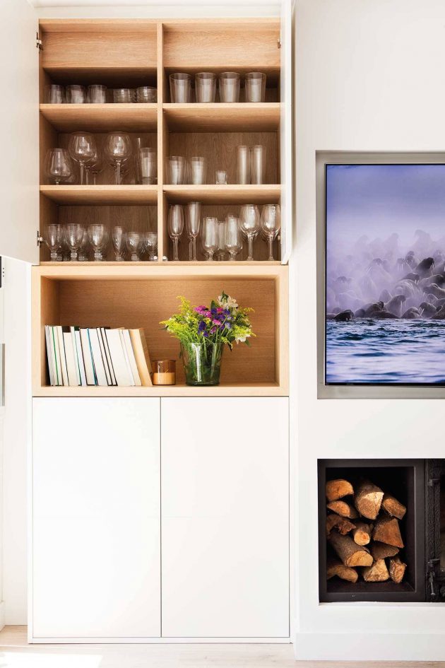 6 Living Room Cabinets That Work Great As Interior Decor Combination