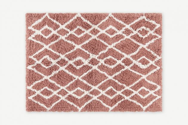 The Most Trendy Rugs For Your Bathroom