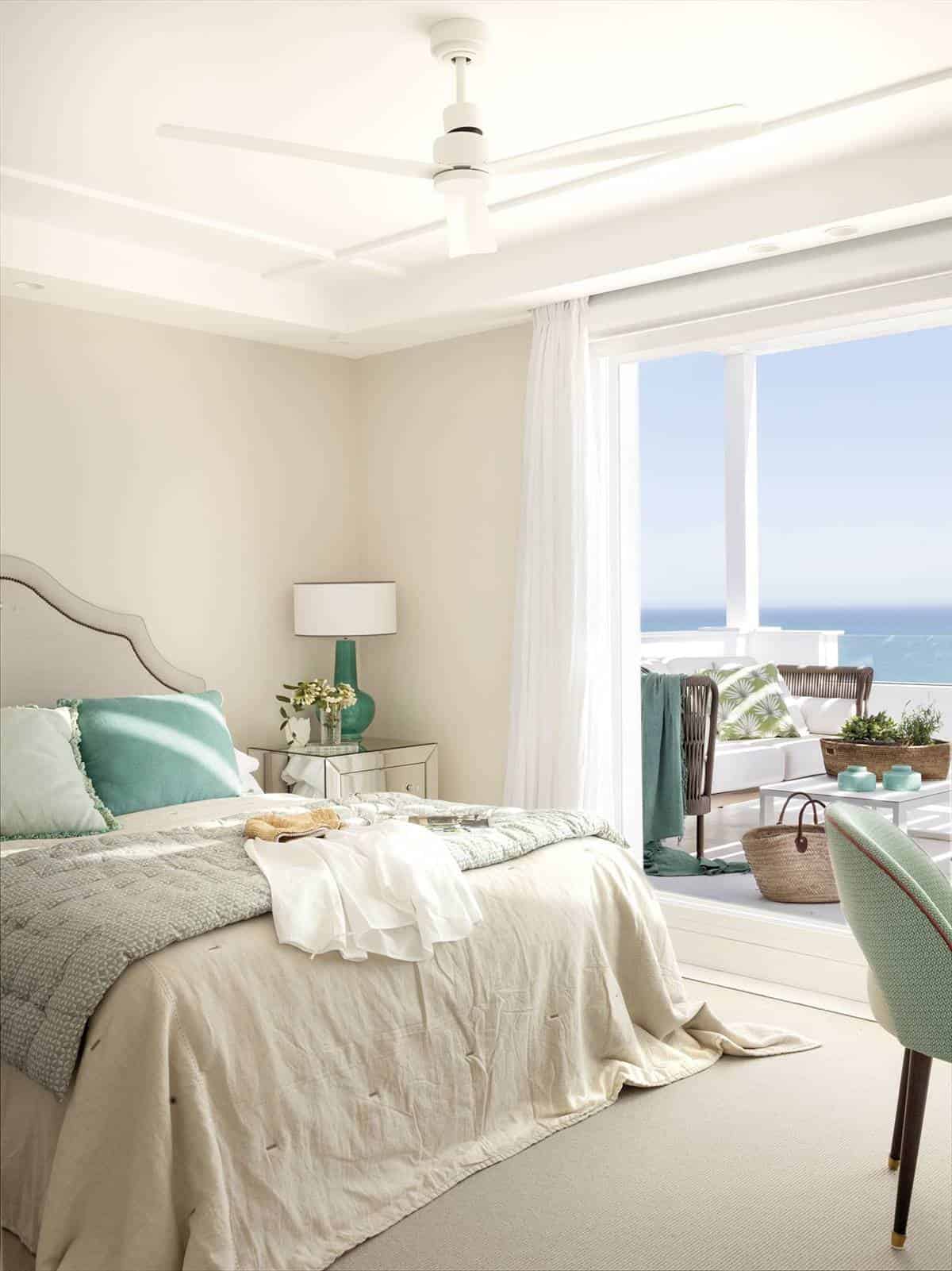 A Beach House With A Very White Base And Color Accents A Beach House With A Very White Base And Color Accents