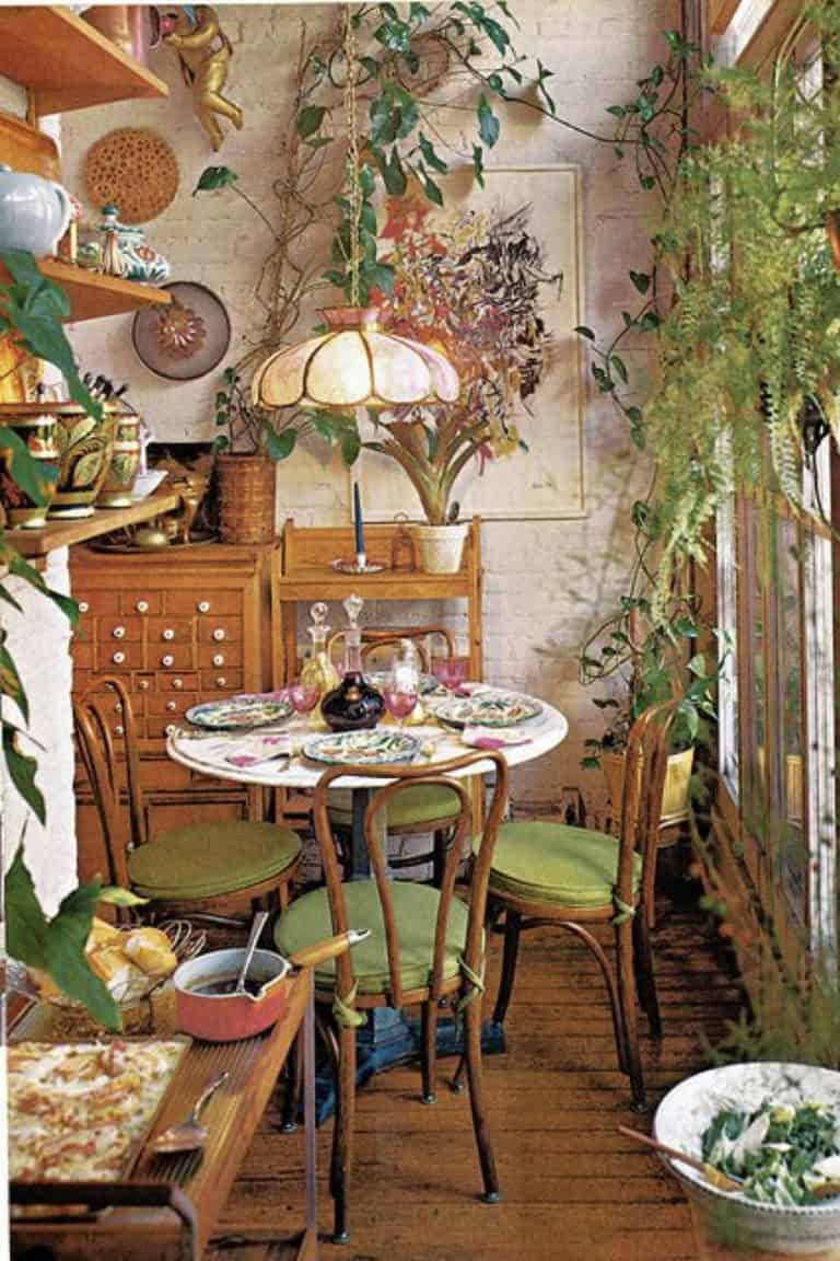 Green Plants And Vintage Furniture Green Plants And Vintage Furniture