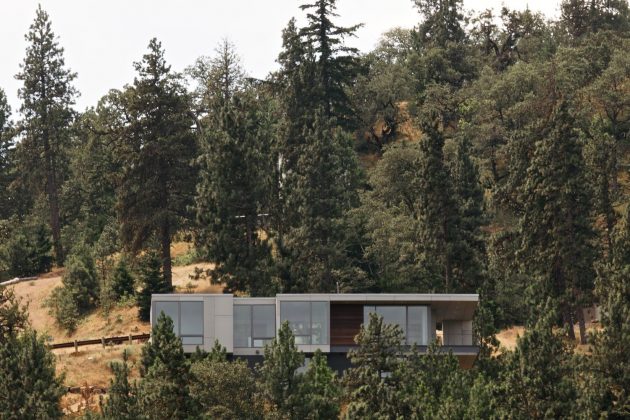 Elements Residence by William Kaven Architecture in Mosier, Oregon