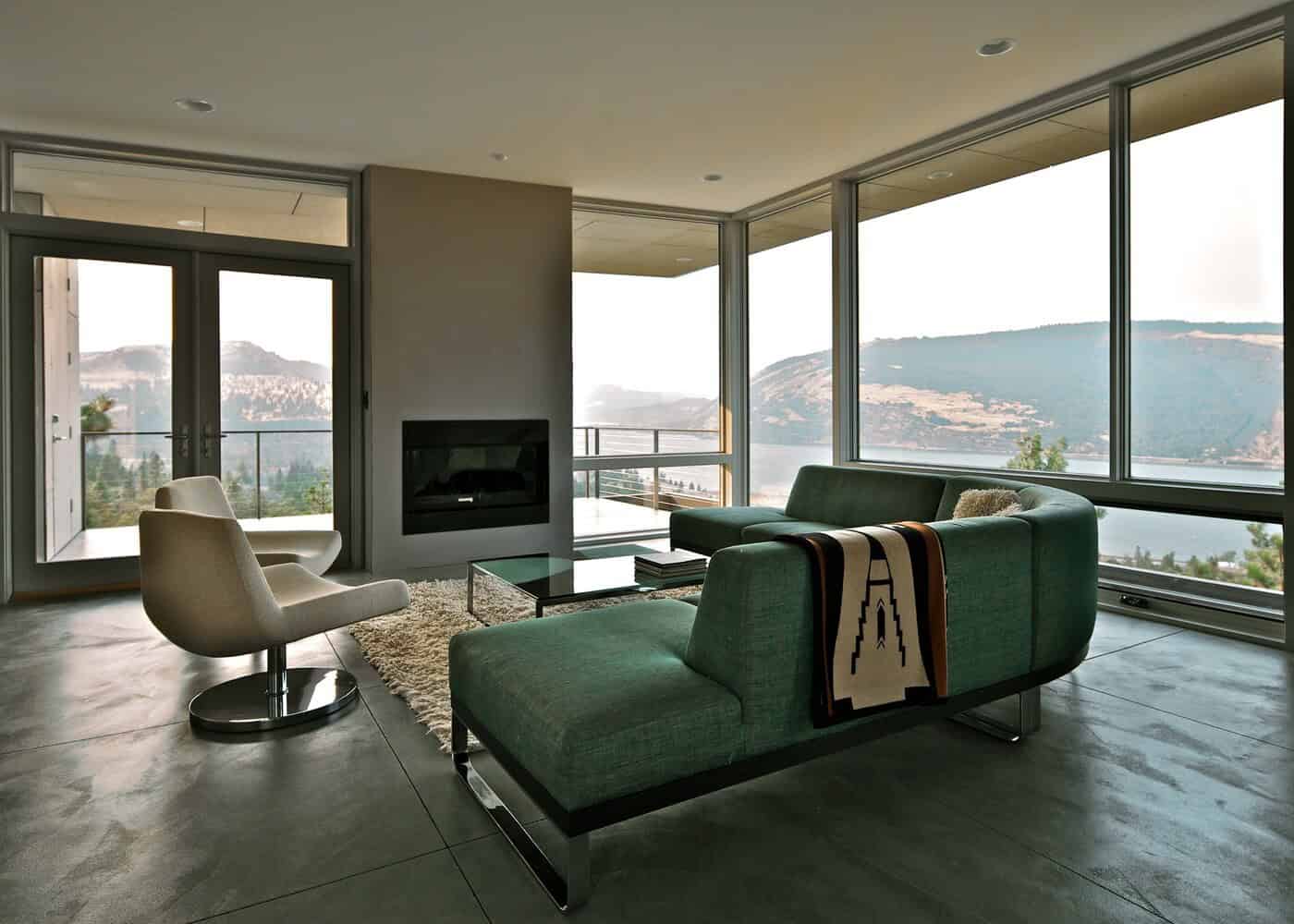 Elements Residence by William Kaven Architecture in Mosier, Oregon Elements Residence by William Kaven Architecture in Mosier, Oregon