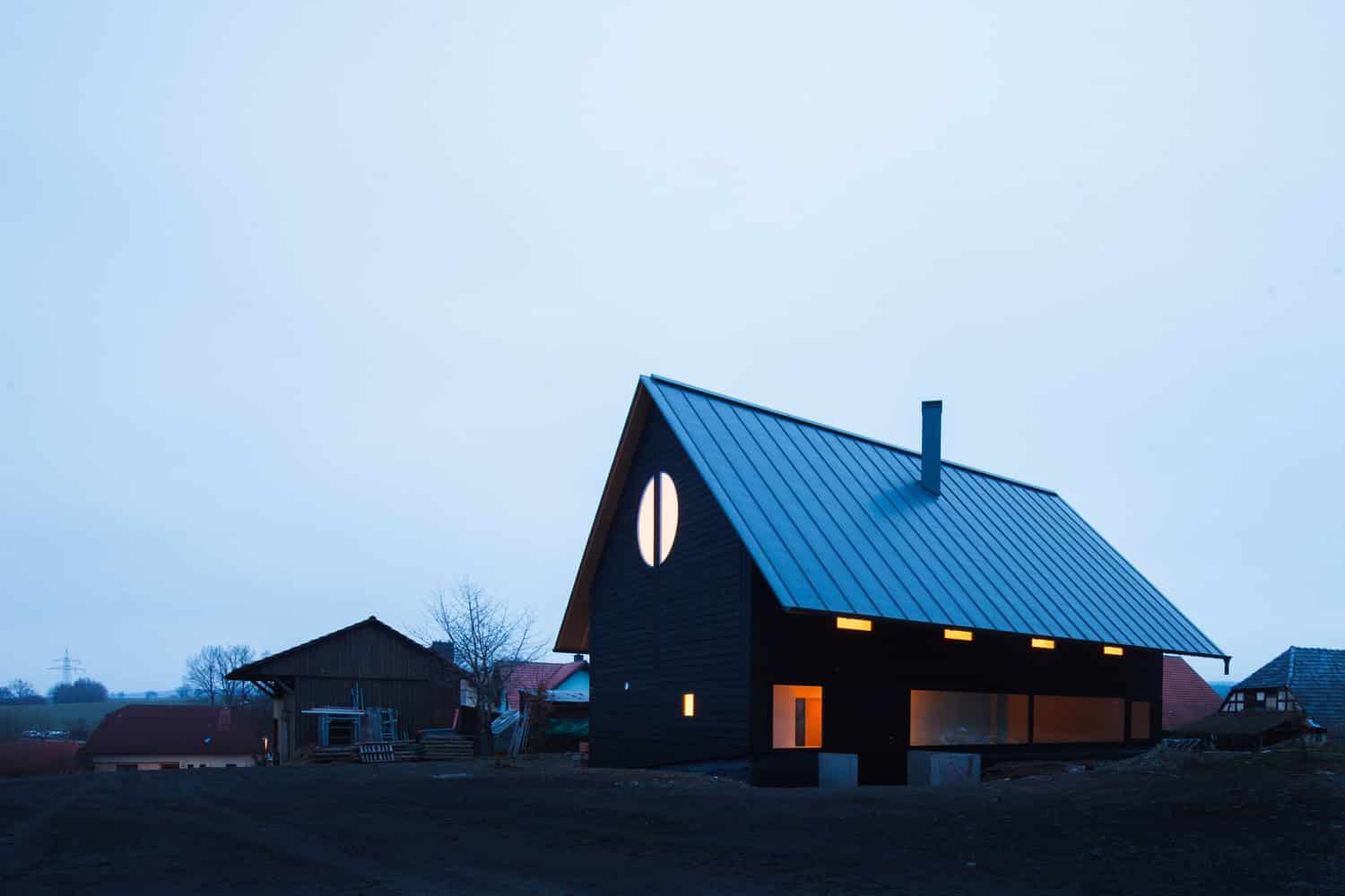 House CS by Daniel Laubrich in Sesslach, Germany House CS by Daniel Laubrich in Sesslach, Germany