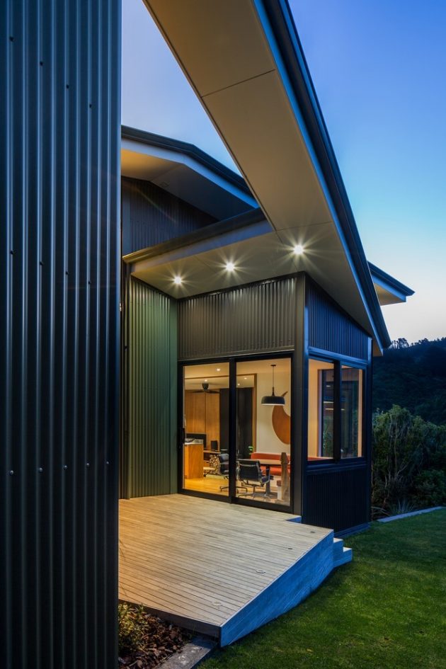 Korokoro Bush House by Parsonson Architects in New Zealand