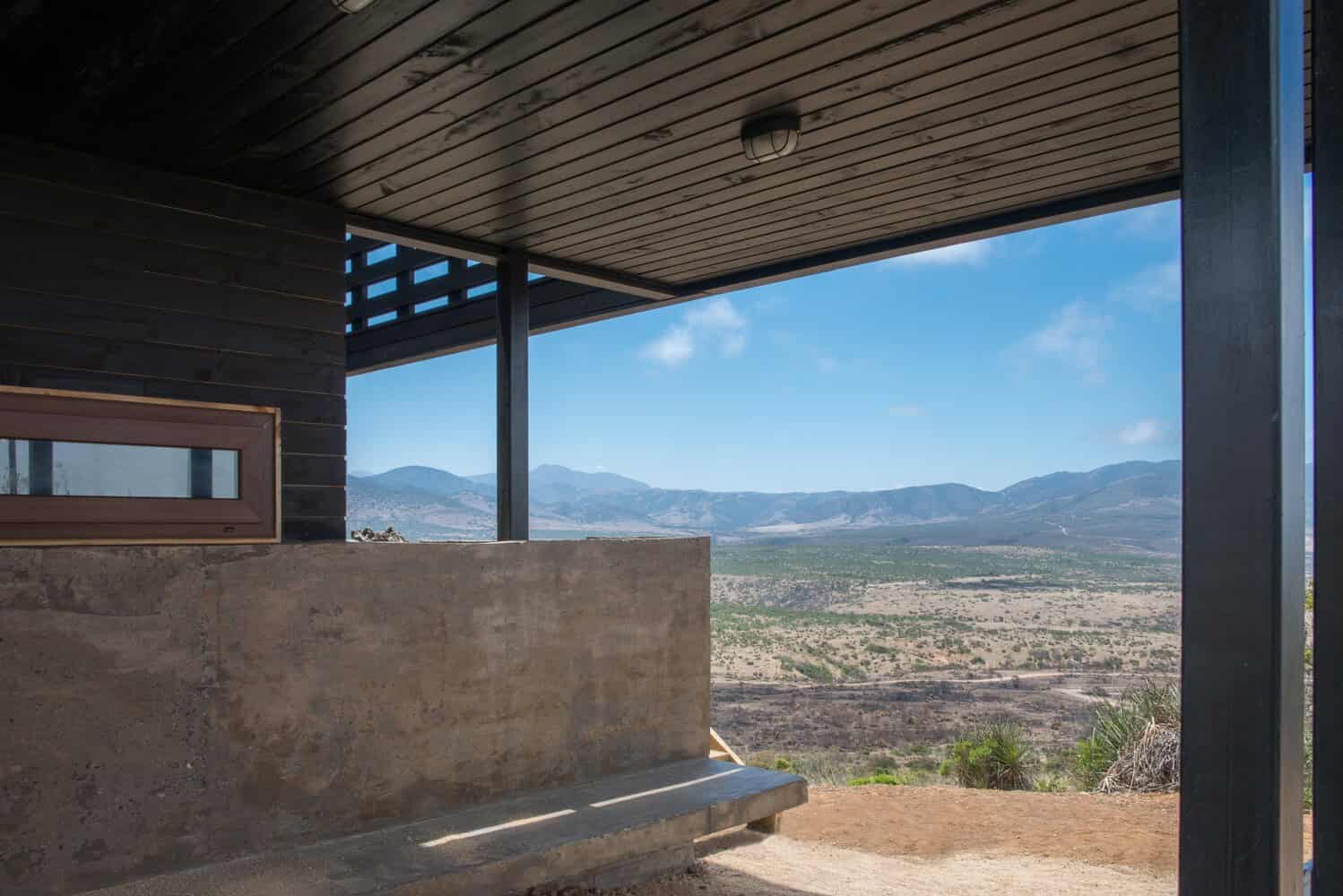 Los Molles House by Thomas Lowenstein in La Ligua, Chile Los Molles House by Thomas Lowenstein in La Ligua, Chile