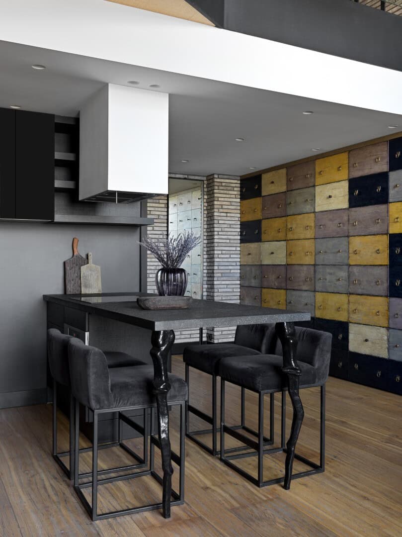 Manhattan House by INRE Design in Moscow, Russia Manhattan House by INRE Design in Moscow, Russia